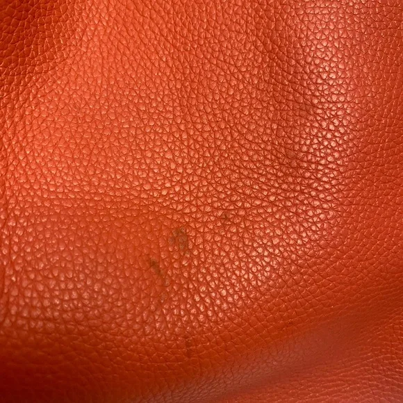 Coach Edie 31 Pebbled Leather Shoulder Tote in Bright Orange  Hang Tag & Dustbag - Picture 14 of 14